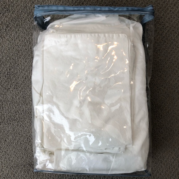 SOLD Kirkland White Linen Sheets - Picture 3 of 6